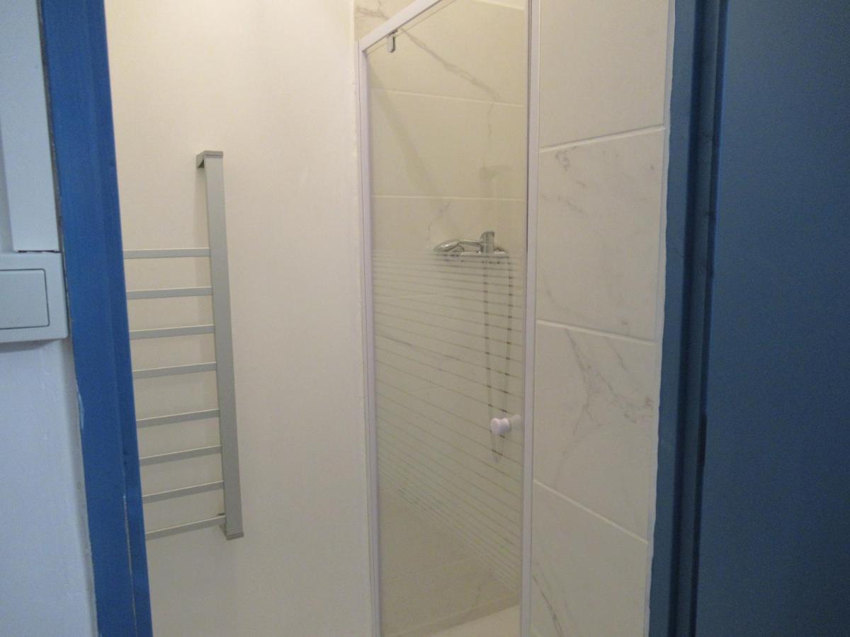 Gite La Chaumette Appartement Turquoise Villeneuve-de-Berg Extérieur photo